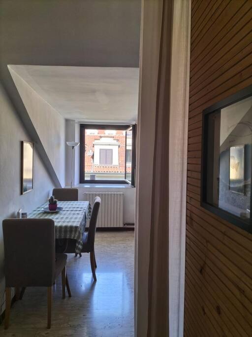 La Casa Di Marta - Ampia Ed Accogliente Mansarda In Piazza Statuto Appartamento *